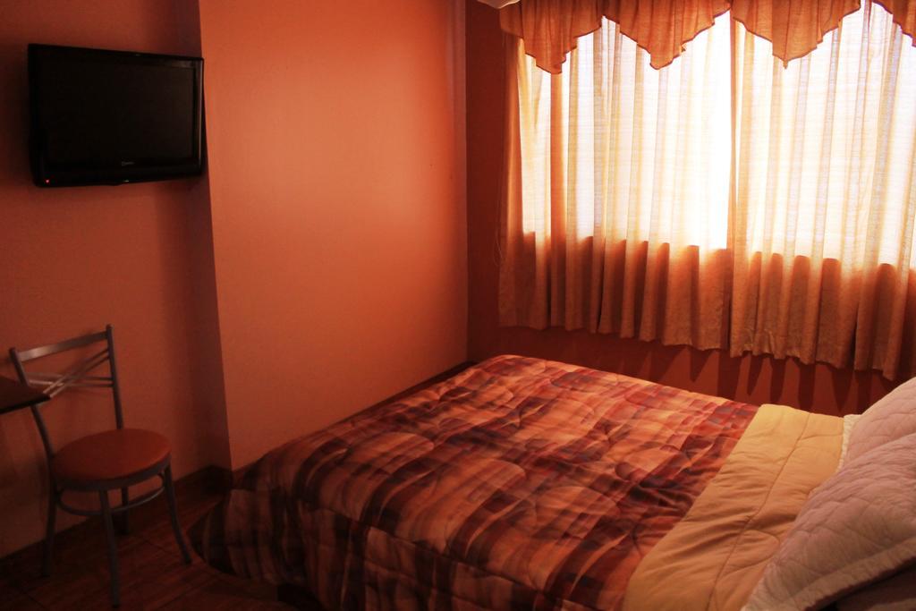 Hotel El Principe Lima Room photo